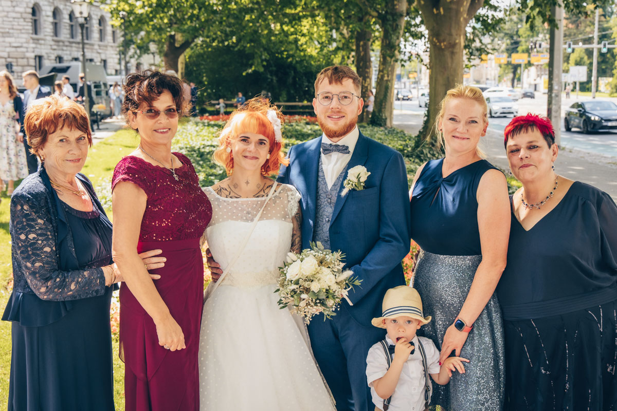 standesamtliche Trauung standesamt leipzig Hochzeitsfotograf Leipzig urbane Hochzeit im Sommer