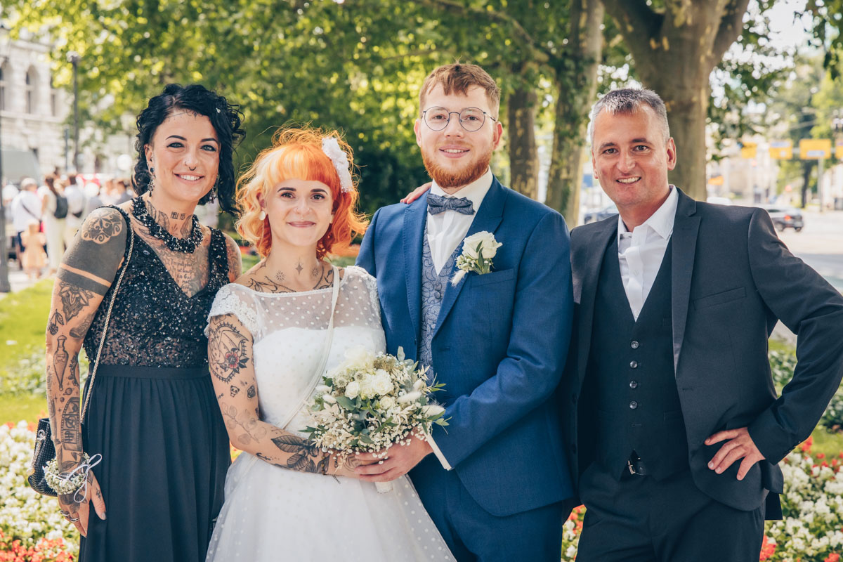 standesamtliche Trauung standesamt leipzig Hochzeitsfotograf Leipzig urbane Hochzeit im Sommer