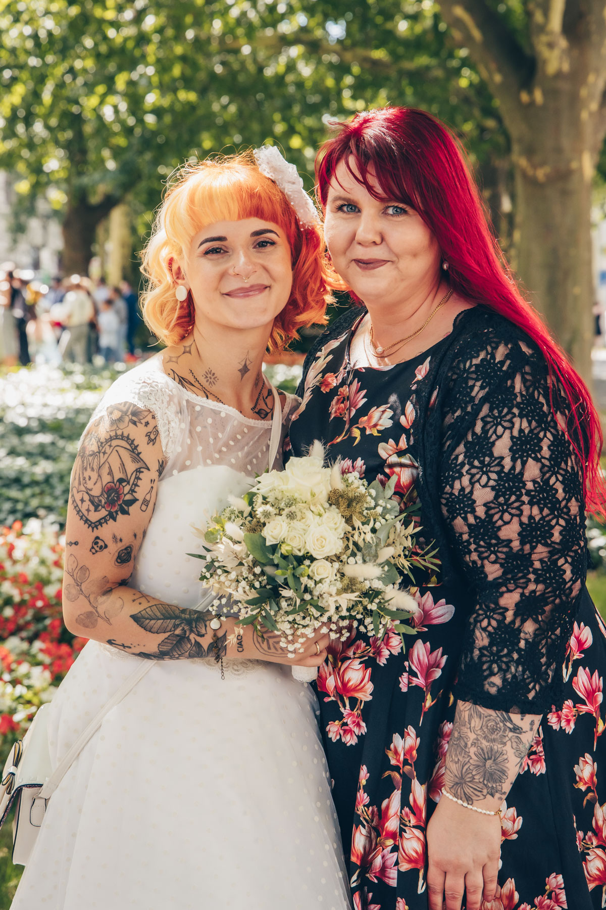 standesamtliche Trauung standesamt leipzig Hochzeitsfotograf Leipzig urbane Hochzeit im Sommer