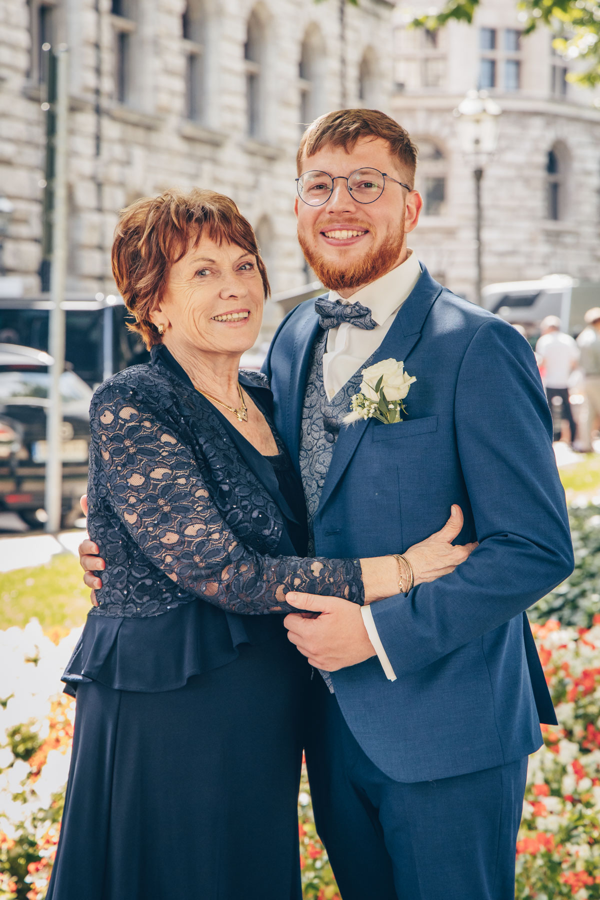 standesamtliche Trauung standesamt leipzig Hochzeitsfotograf Leipzig urbane Hochzeit im Sommer