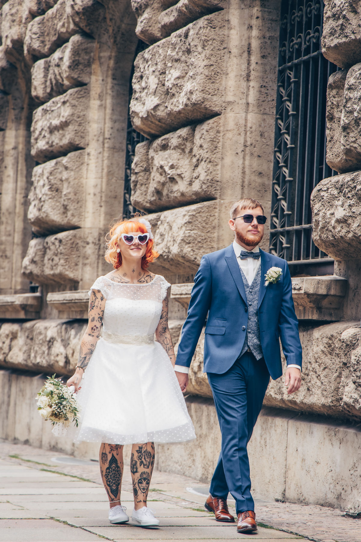 standesamtliche Trauung standesamt leipzig Hochzeitsfotograf Leipzig urbane Hochzeit im Sommer