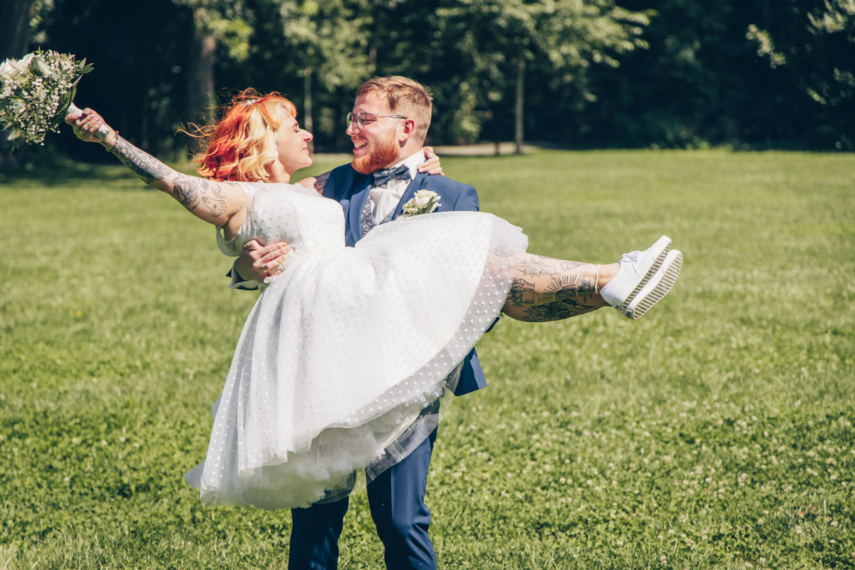 standesamtliche Trauung standesamt leipzig Hochzeitsfotograf Leipzig urbane Hochzeit im Sommer