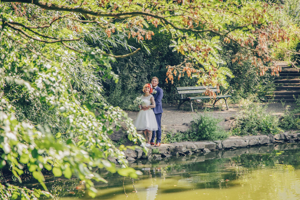 standesamtliche Trauung standesamt leipzig Hochzeitsfotograf Leipzig urbane Hochzeit im Sommer