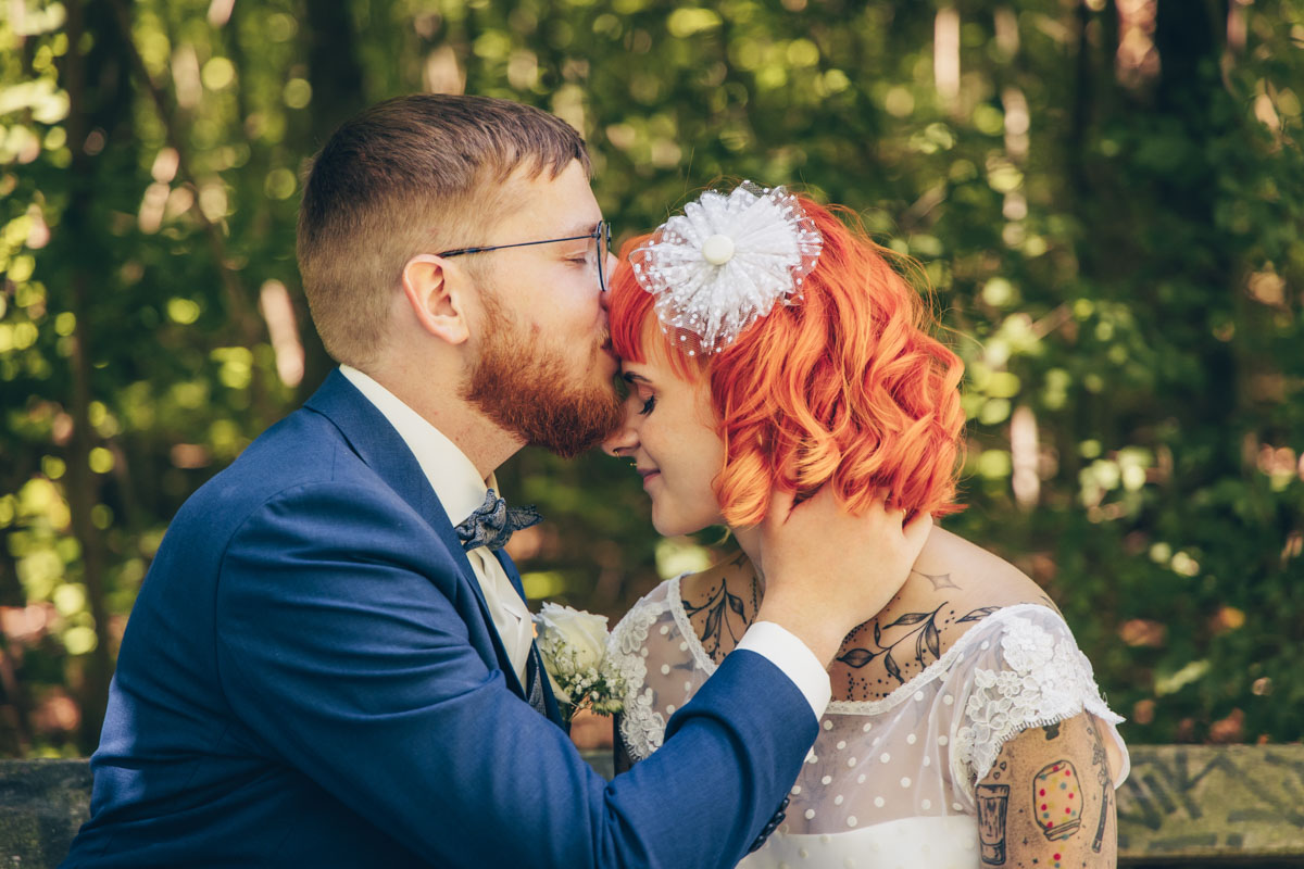 standesamtliche Trauung standesamt leipzig Hochzeitsfotograf Leipzig urbane Hochzeit im Sommer