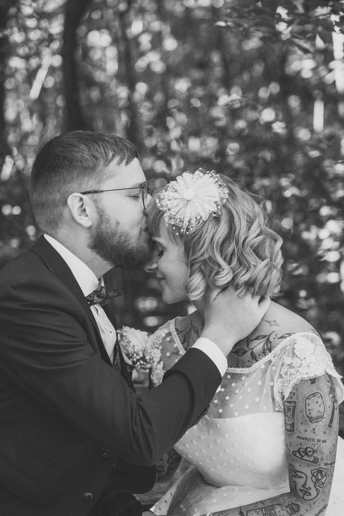 standesamtliche Trauung standesamt leipzig Hochzeitsfotograf Leipzig urbane Hochzeit im Sommer