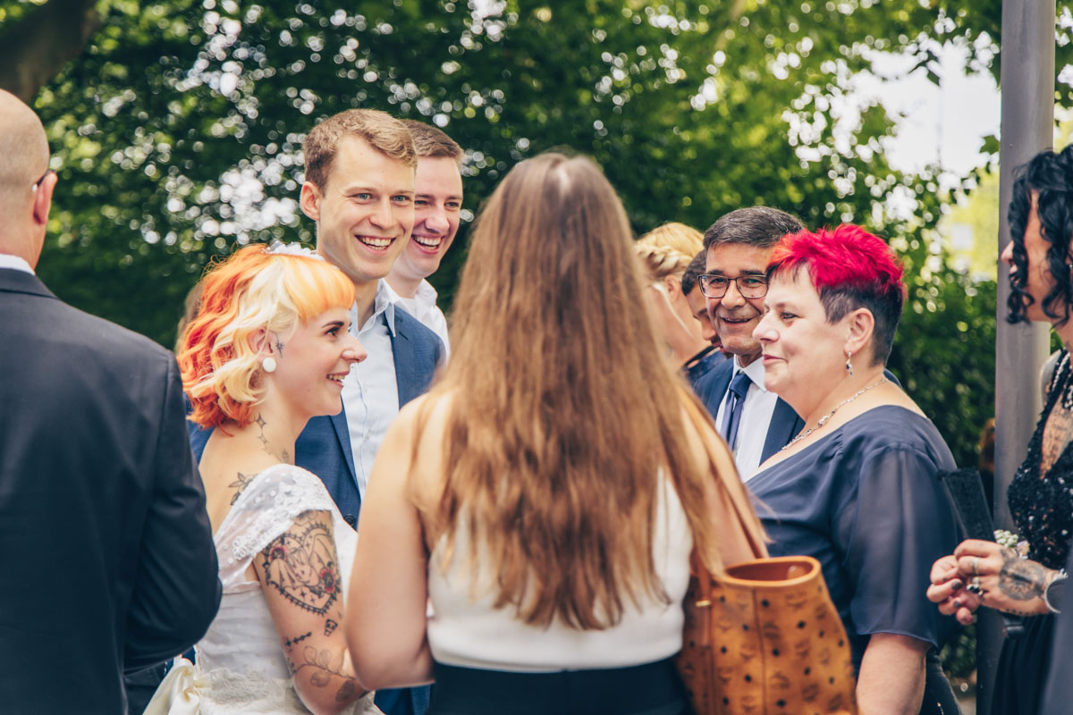 standesamtliche Trauung standesamt leipzig Hochzeitsfotograf Leipzig urbane Hochzeit im Sommer