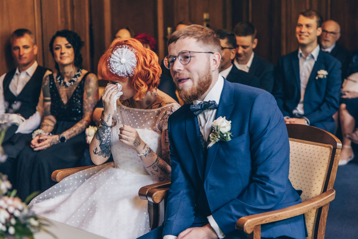 standesamtliche Trauung standesamt leipzig Hochzeitsfotograf Leipzig urbane Hochzeit im Sommer