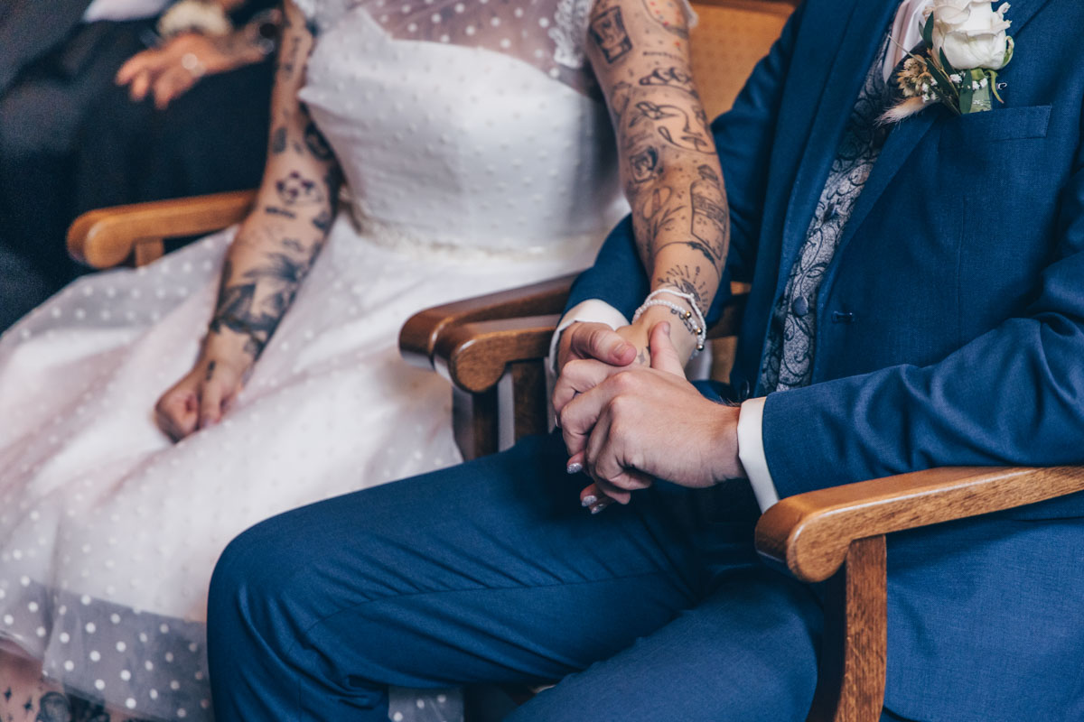 standesamtliche Trauung standesamt leipzig Hochzeitsfotograf Leipzig urbane Hochzeit im Sommer